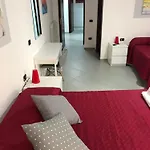 לינה וארוחת בוקר Dilemma 3*